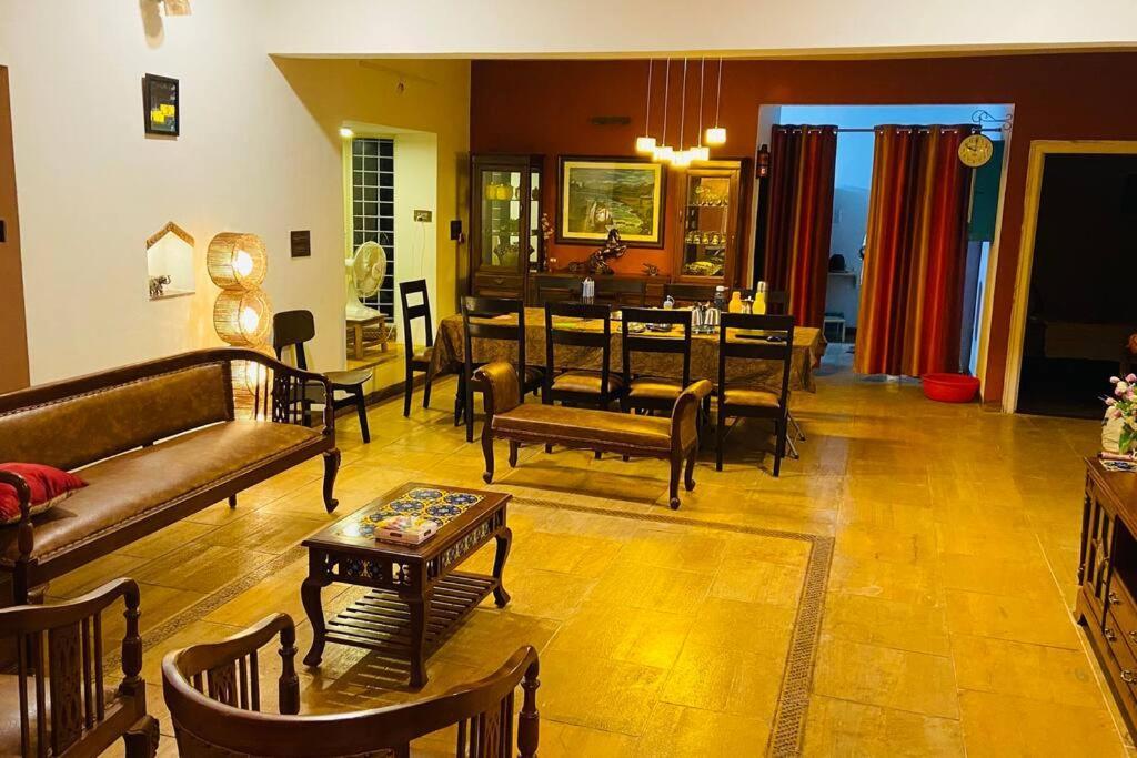 Shangri-La Valley Retreat Карджат Экстерьер фото